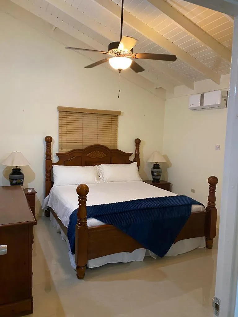 Holiday home 2 Bedroom House With Pool And Parking Saint Ann's Bay Jamaica